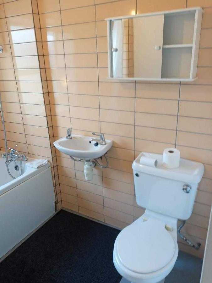 2 Bedroom Cottage In ポースコール エクステリア 写真